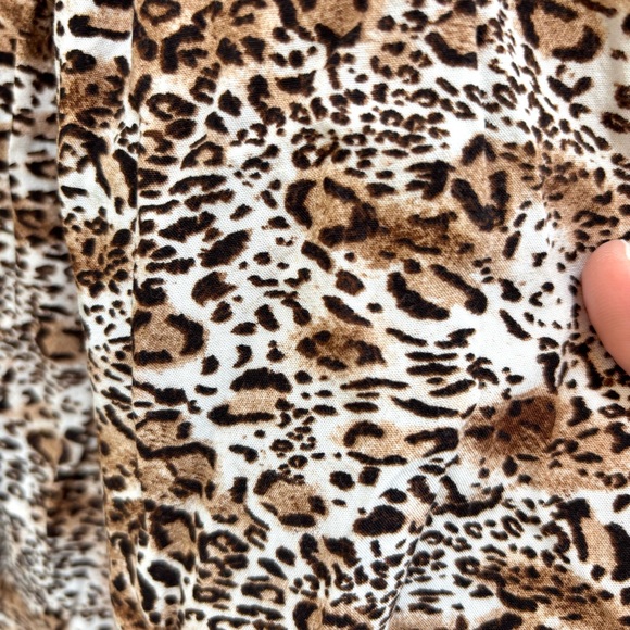 JODIFL Leopard Animal Print Sleeveless Button Down Blouse 100% Rayon XL - Picture 4 of 9